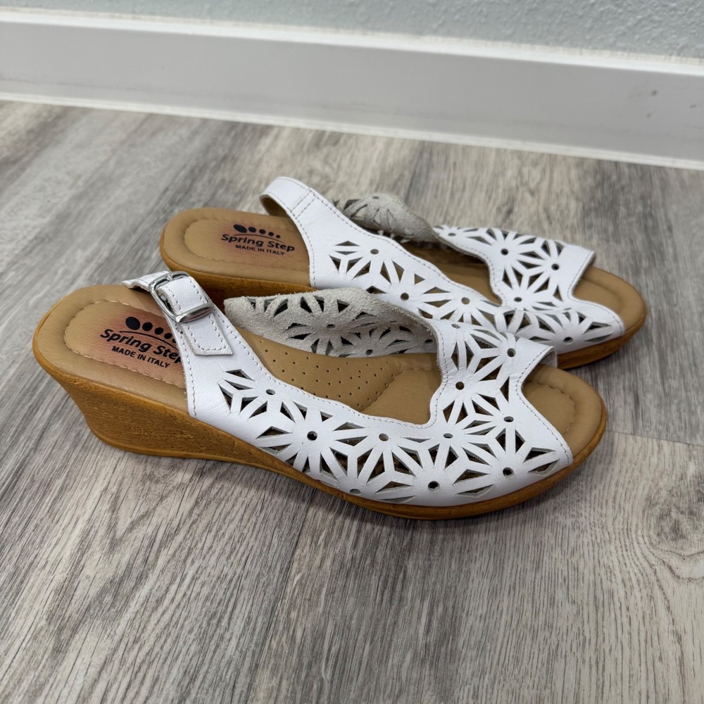 Spring Step White Leather Laser Cut Floral Wedge Sandals Made in Italy Size 7